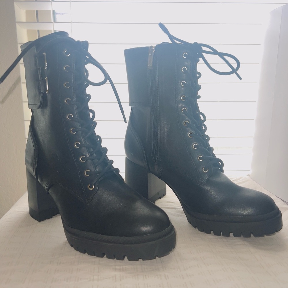 DKNY BOOTS
